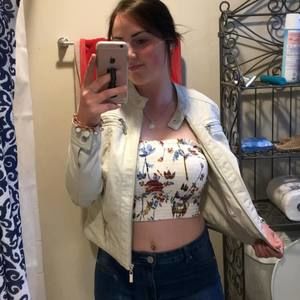 Meet your Posher, Sara